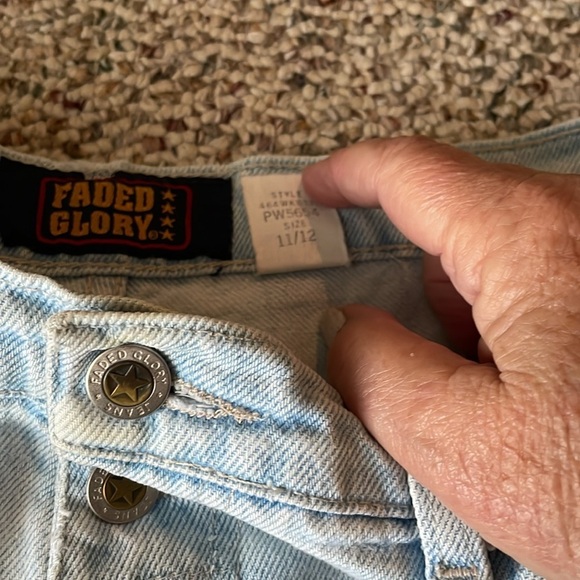 Faded Glory Light Wash Indigo Denim Shorts. High Waisted. Y2K - Picture 4 of 7